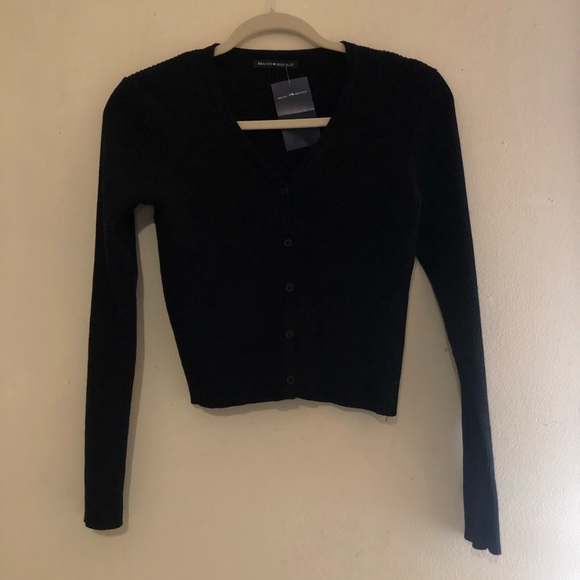 Brandy Melville Sweaters - Brandy Melville Shannon Sweater Black